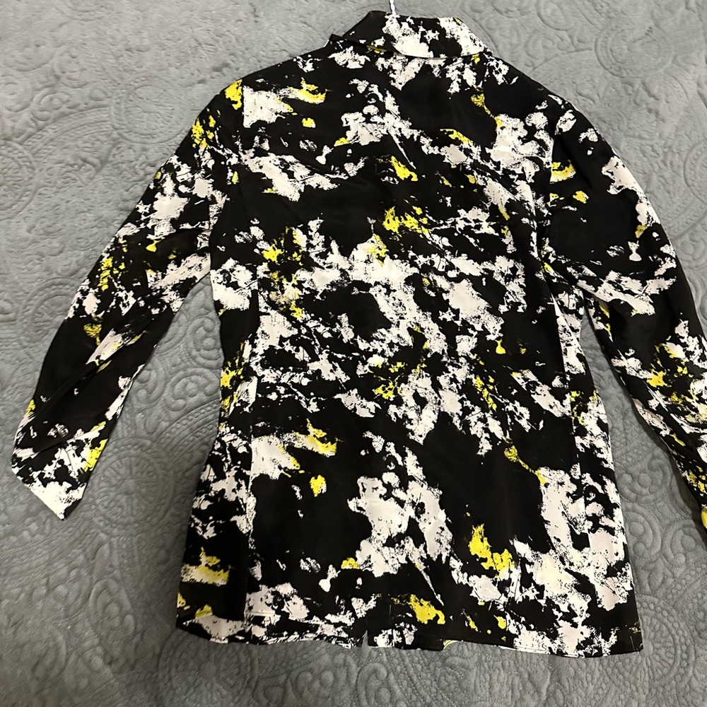 Size small - Picture 10 of 10